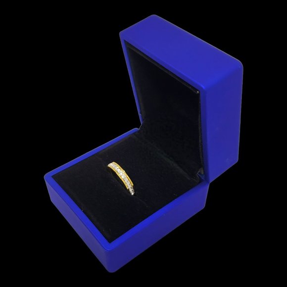 LED Lighted Engagement Ring Box. Sapphire Blue - Black Velvet - Picture 2 of 9